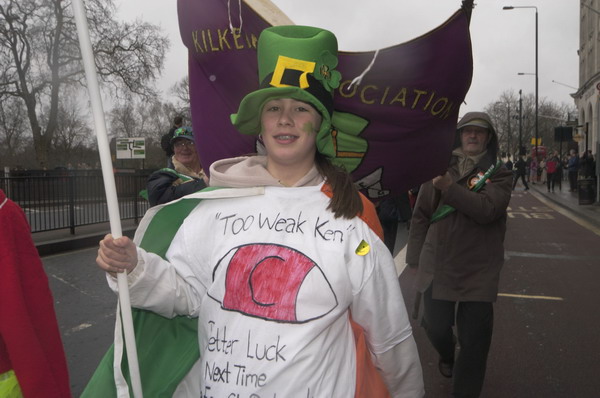 Picture &copy; Peter Marshall, 2004