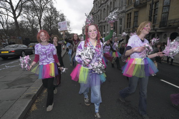 Picture &copy; Peter Marshall, 2004