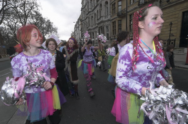 Picture &copy; Peter Marshall, 2004