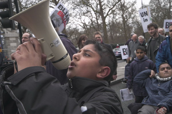 Picture &copy; Peter Marshall, 2004