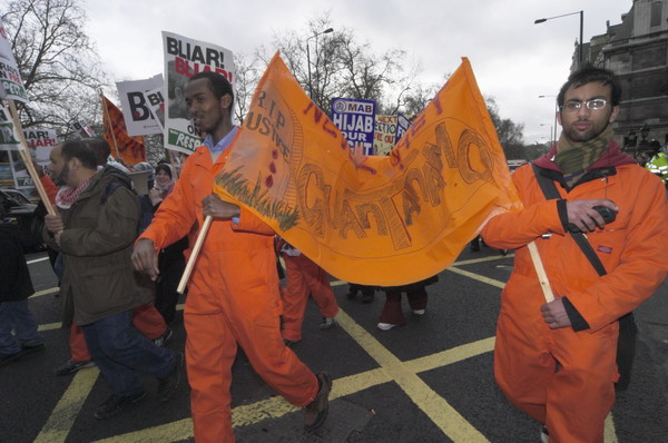 Picture &copy; Peter Marshall, 2004