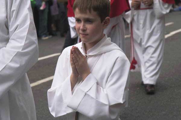 Picture &copy; Peter Marshall, 2004