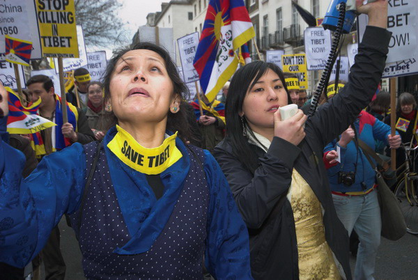 Tibet National Uprising Day March London © 2006, Peter Marshall