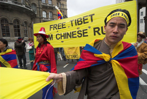 Tibet National Uprising Day March London © 2006, Peter Marshall