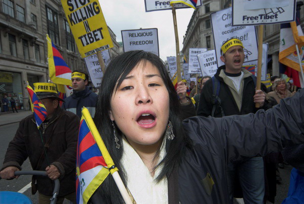 Tibet National Uprising Day March London © 2006, Peter Marshall