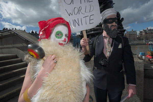 Fools Paradise Parade, London © 2006, Peter Marshall