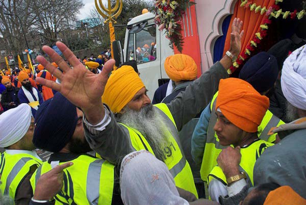 Vaisakhi in Southall © 2006, Peter Marshall