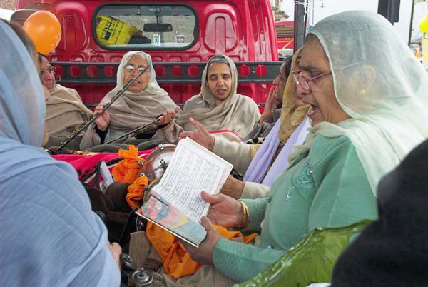 Vaisakhi in Southall &copy; 2006, Peter Marshall