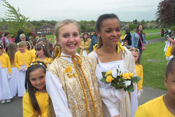 Chislehurst May Queen Ceremony © 2006, Peter Marshall