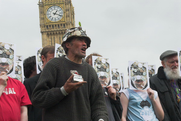 Brian Haw, Parliament Square  © 2006, Peter Marshall