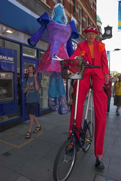 Streatham Festival Childrens Parade © 2006, Peter Marshall