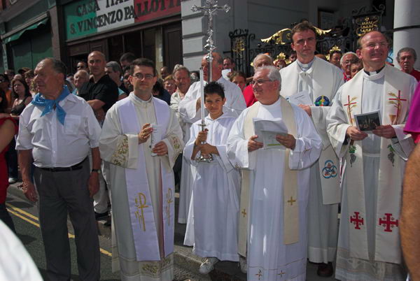 Italian Church Procession &copy; 2006, Peter Marshall
