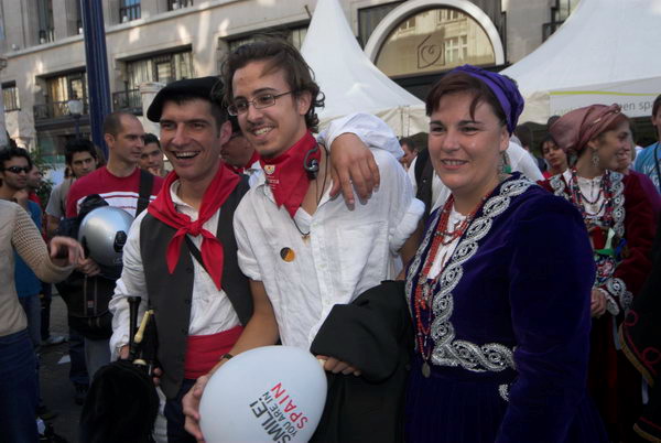 Regent Street Festival © 2006, Peter Marshall