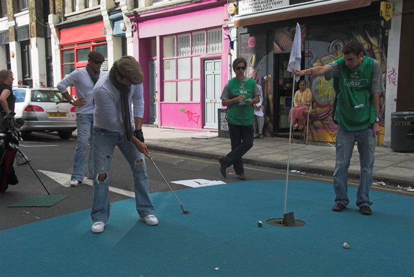 Shoreditch Urban Open Golf Tournament © 2006,  Peter Marshall