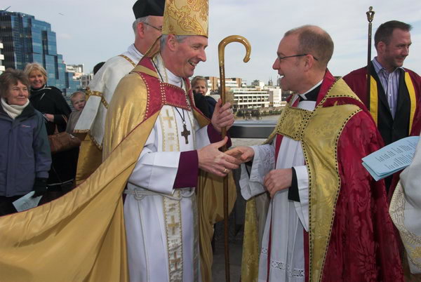 Blessing the Thames © Peter Marshall, 2007