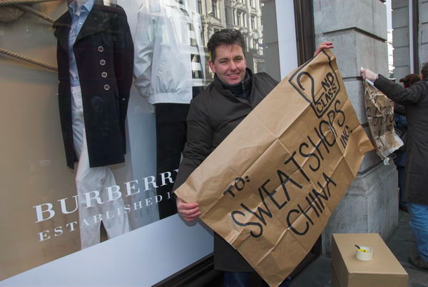 No Sweat and Burberry workers protest factory closure © 2007, Peter Marshall