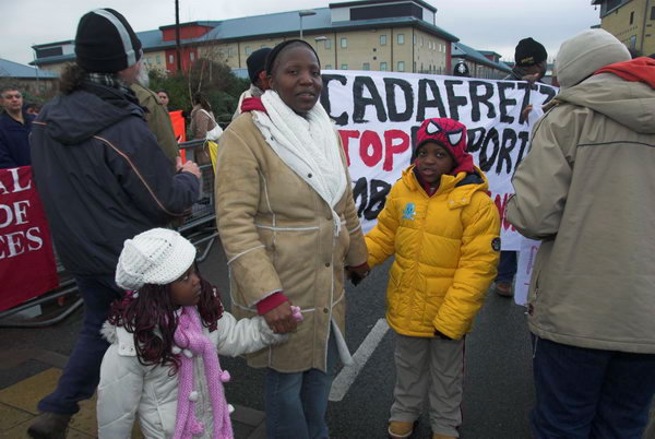 No Borders, Harmondsworth. © 2007, Peter Marshall