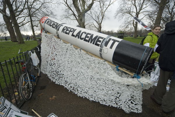 Stop Trident, Troops out of Iraq © 2007, Peter Marshall