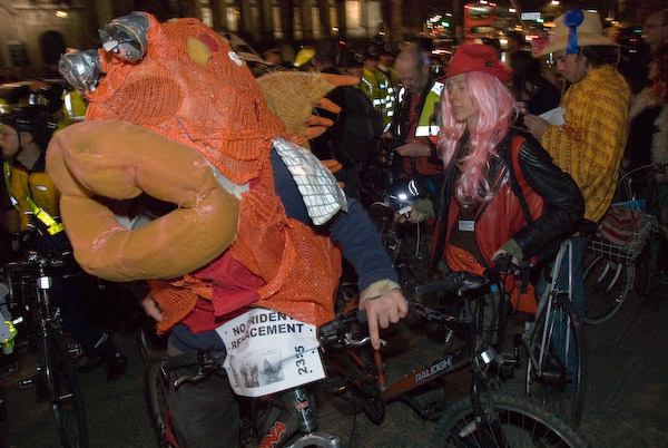 No Trident &copy; 2007, Peter Marshall